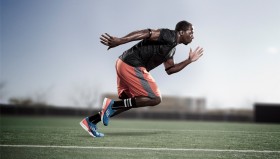 九游官方入口-Faker王者归来！尤文图斯主场万人沸腾，首秀状态拉满